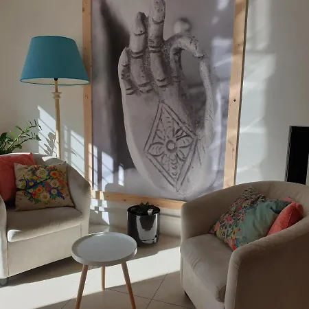 15 Min Walk To Center St Julians *