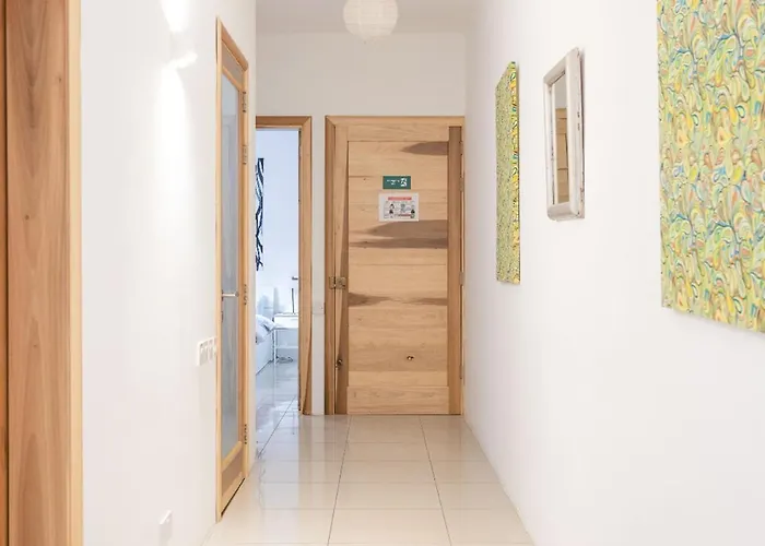 15 Min Walk To Center St Julians Apartamento