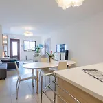 15 Min Walk To Center St Julians Сент Джулианс