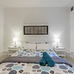 Апартаменты 15 Min Walk To Center St Julians *