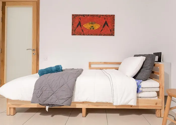 15 Min Walk To Center St Julians St. Julian's