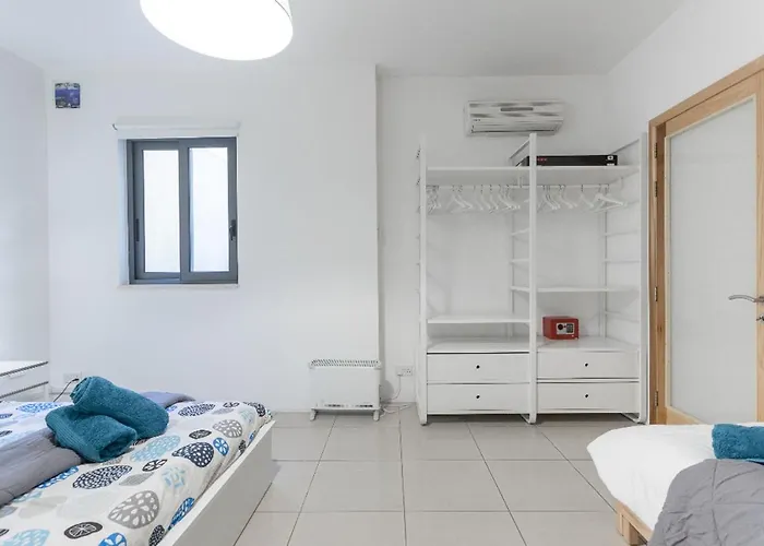 15 Min Walk To Center St Julians Апартаменты Сент Джулианс